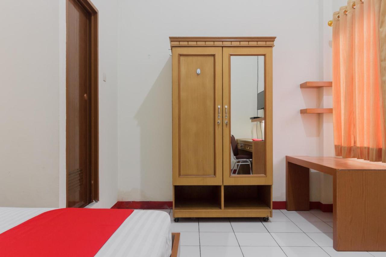 Koolkost Syariah Near Ayani Mega Mall Pontianak Exterior foto
